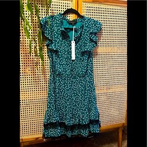 Adelyn Rae green floral dress